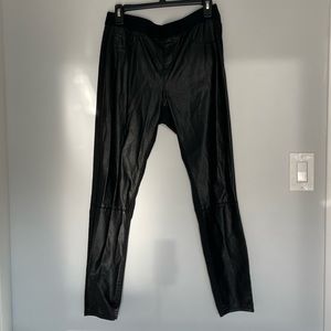 Faux leather pants size M